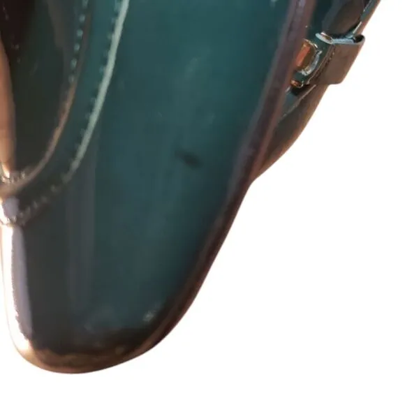 Pour La Victoria Classic Kelly Green Patent Academia Leather Loafers