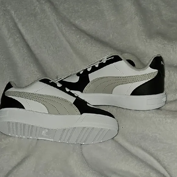 Puma Kids Black White Gray Court Sneakers Casual Sporty Low-Top Design Size 11
