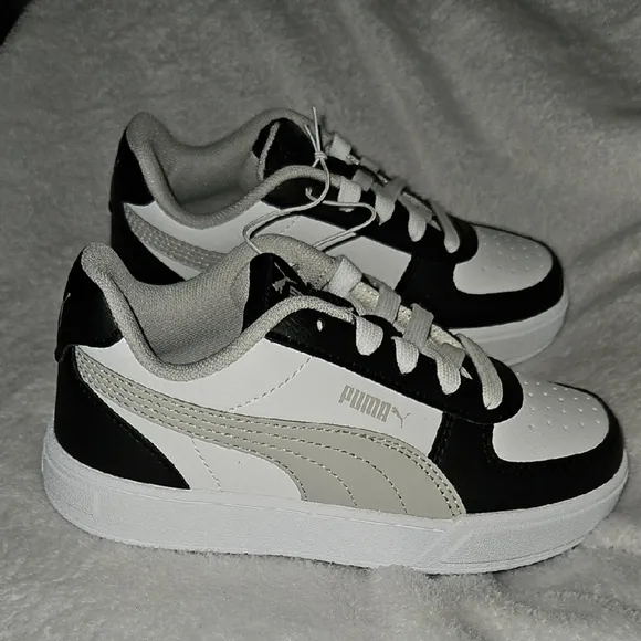 Puma Kids Black White Gray Court Sneakers Casual Sporty Low-Top Design Size 11