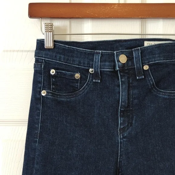 Rag &amp; Bone Classic Dark Wash High Rise 10 Inch Skinny Capri Side Slit Jeans 25