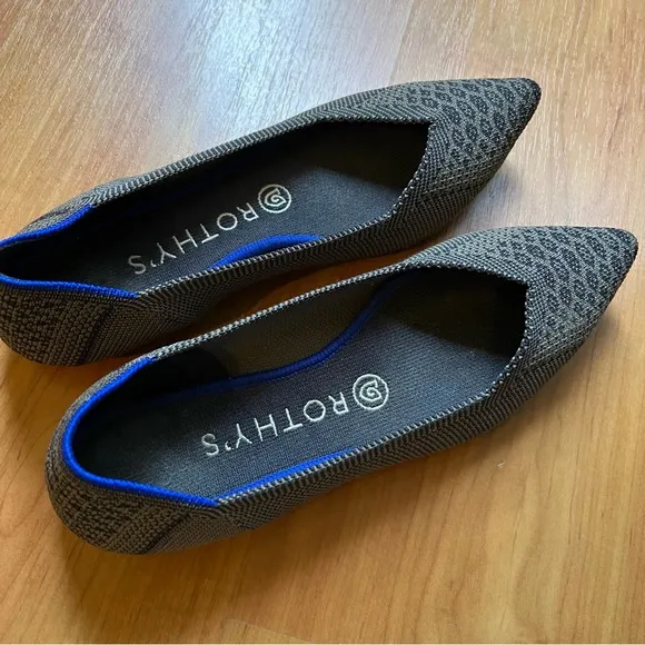 RARE Rothy's Walnut Python Point Flats