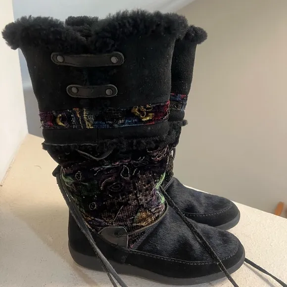 RARE Vintage TECHNICA Women's Black Fur Goat Hair  Winter Snow Boots Size 5‎