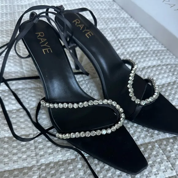 RAYE Revik Heel in Black. - size 8.5