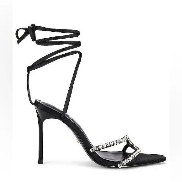 RAYE Revik Heel in Black. - size 8.5