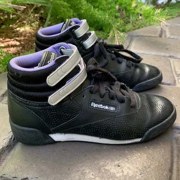 REEBOK CLASSICS High Freestyle Mid Strap Sneaker