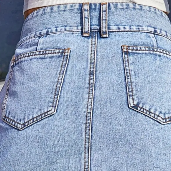 Retro High-Rise Waist Slim Double Button Wide Belt Loop Jean Denim Mini Skirt