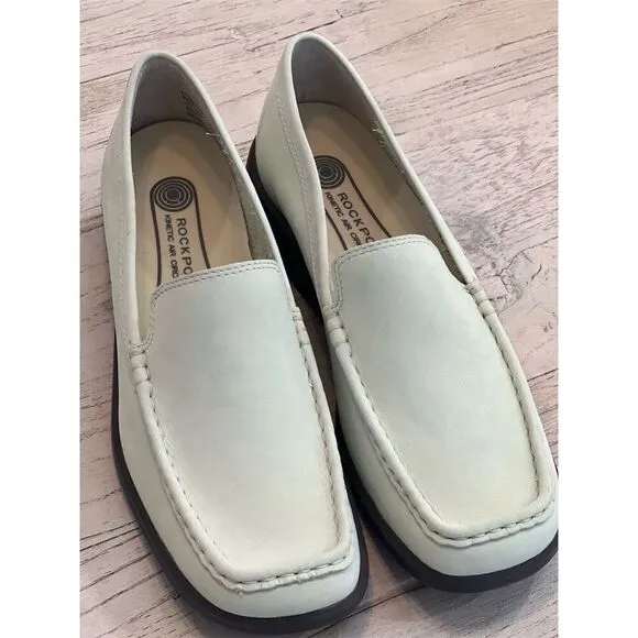 Rockport Women's light green Leather Loafers Size 8.5 Square Toe Slip On NWOT