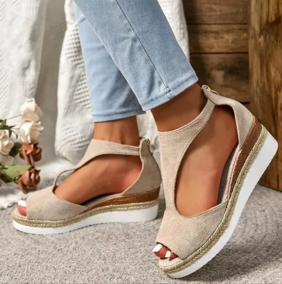 Roman Style Retro Fashionable Peep Toe Zipper Back Lightweight Wedge Platform