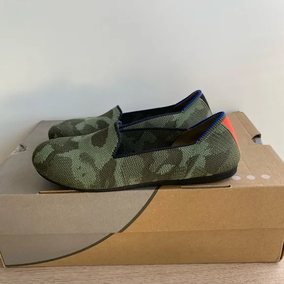 Rothys Kids Ballet Flats Loafers  - SZ 3 K