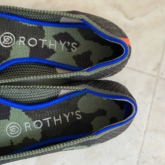 Rothy's Pointed Toe Olive Camo Slip-on Knit Ballet Flats size 7
