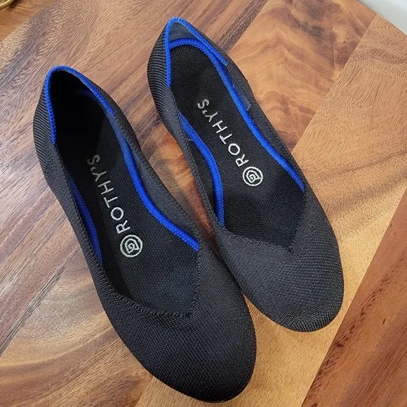 Rothys The Flat Kit Ballet Flats Black and Blue Washable Size 6