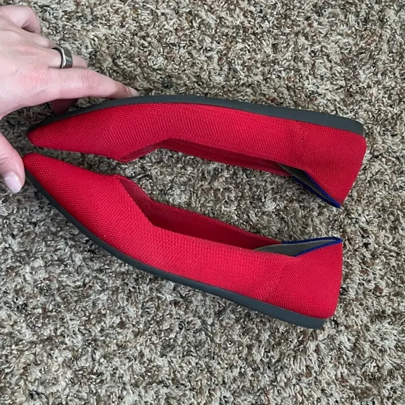 {Rothy’s} The Point Red Flats