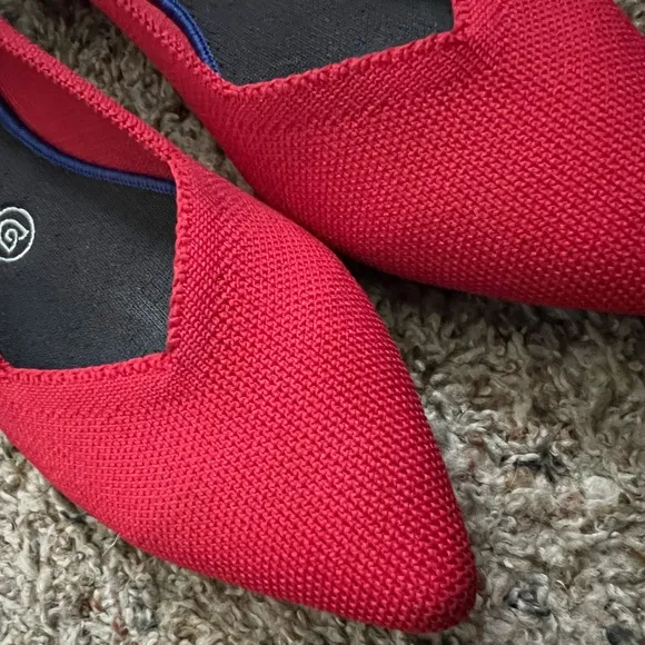 {Rothy’s} The Point Red Flats