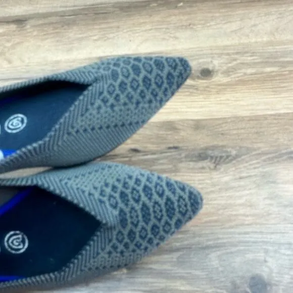 Rothy's  Women's size 7 Slip-On Pointed Toe Flats Lapis Python