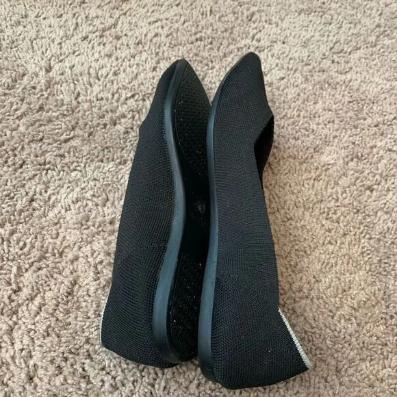 Rothy’s Black Classic Pointed Toe Loafer Flats Ballet Slip On 7.5
