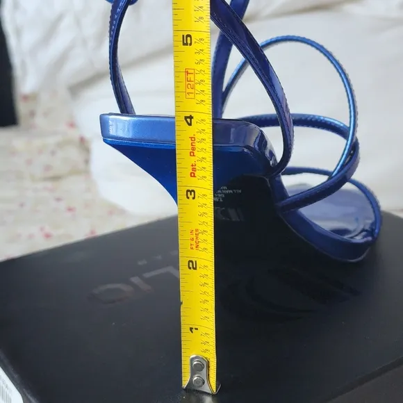 Royal Blue High Heeled Sandals with Strappy Design and Stiletto Heel