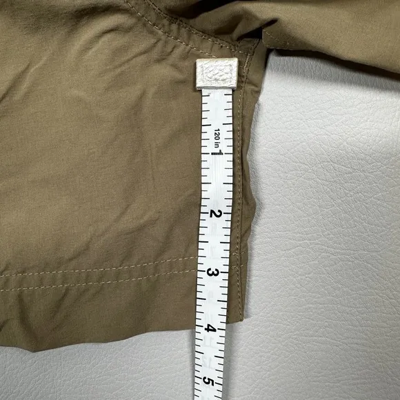 Royal Robbins // Women's Backcountry Pro II Khaki Shorts, Size 8