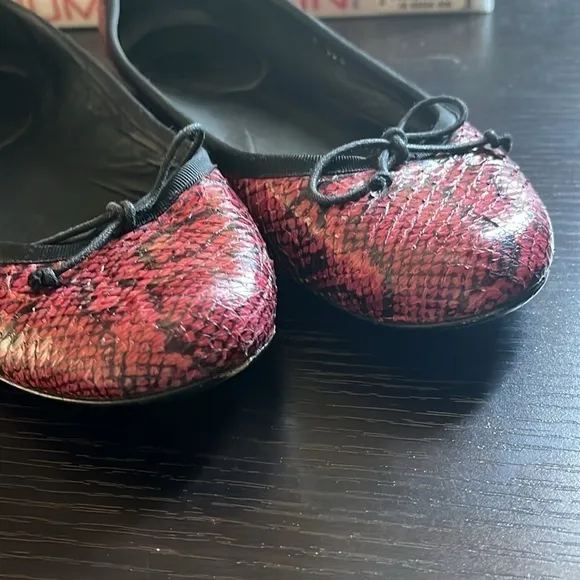 SAINT LAURENT Paris Red Snakeskin Ballet Flats Size 37.5