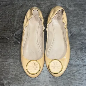 *Sale* Tory Burch Twiggie Ballet Nude Patent Leather Flats Size 9.5