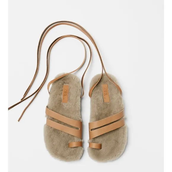 ✨SALE✨ZARA KIDS/ STRAPPY LEATHER SANDALS ✨SALE✨