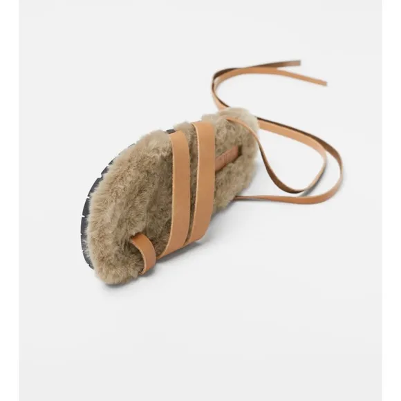 ✨SALE✨ZARA KIDS/ STRAPPY LEATHER SANDALS ✨SALE✨
