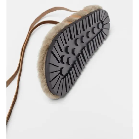 ✨SALE✨ZARA KIDS/ STRAPPY LEATHER SANDALS ✨SALE✨