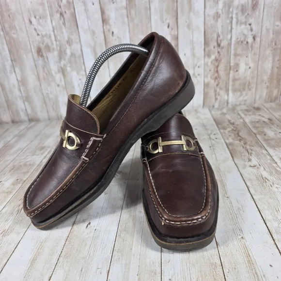 Salvatore Ferragamo Loafers Dress Shoes Gold Buckle Brown Leather Size 8.5