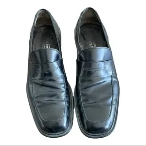 SALVATORE FERRAGAMO Mens Classic Black Loafers Size 9.5