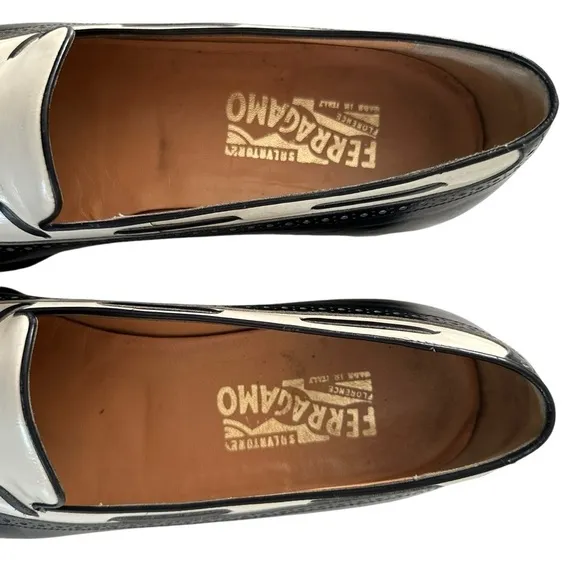 SALVATORE FERRAGAMO TASSEL OXFORD BROUGE DETAILED LOAFERS SIZE 9