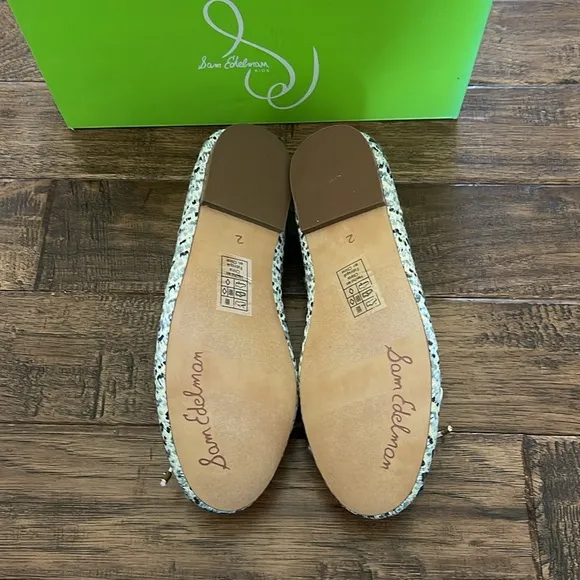 Sam Edelman Girls Felicia Ballet Flat in Sand Boucle Size 2