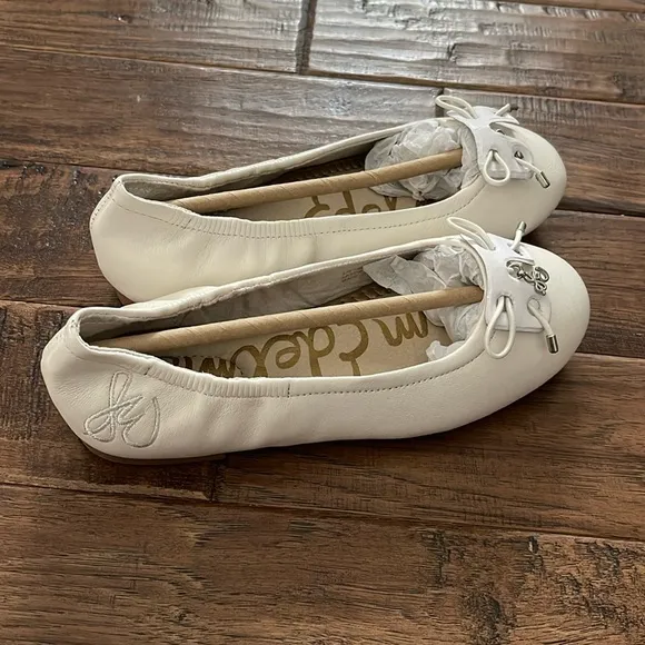 Sam Edelman Little Girls' Sam Edelman Felicia Flat Flats in White Leather Size 1