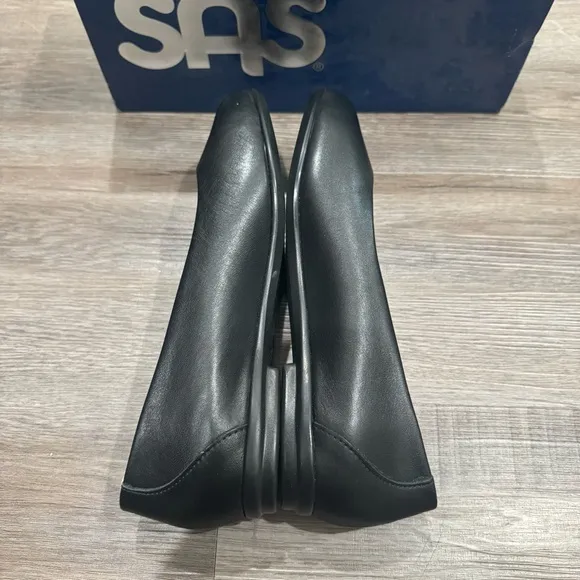 SAS Scenic Black Leather Comfort Ballet Flats