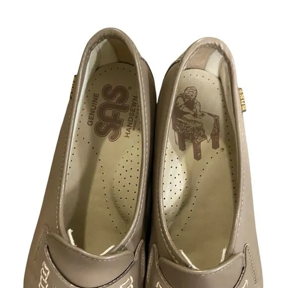 SAS Classic Moc Toe Penny Loafer Mocha Leather in Size 6.5