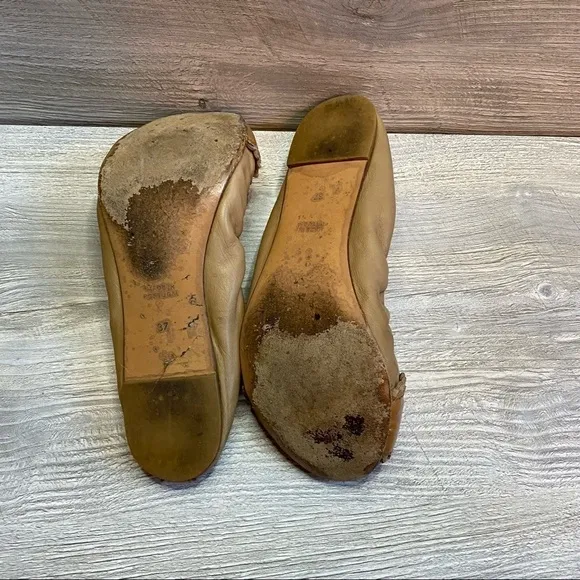 Schumacher leather fitted ballet flats size 37 or USA 7 patent toe and heel