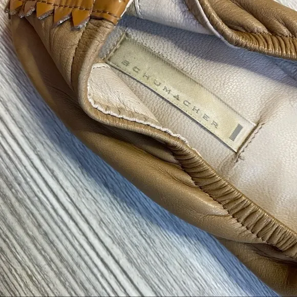 Schumacher leather fitted ballet flats size 37 or USA 7 patent toe and heel