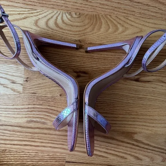 Schutz Joenn Metallic Snake Print Sandal size 7.5 Purple