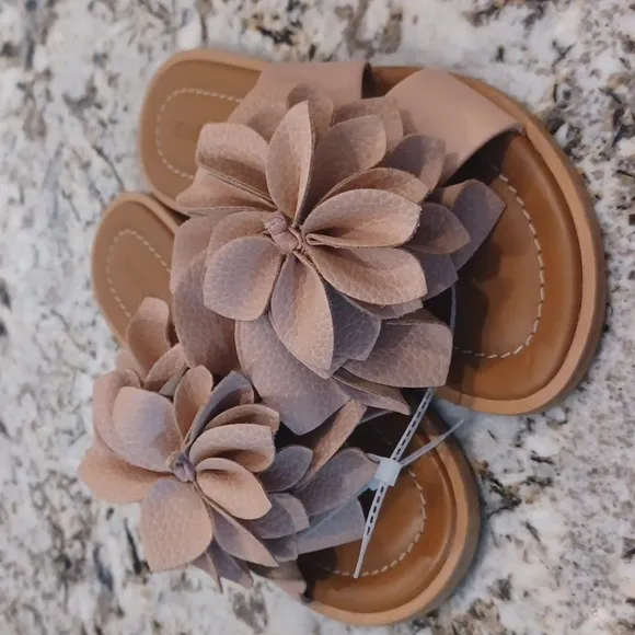 See by Chloe Magnolia Flat Slide Sandals NEW without box Size EU 37/ US 6