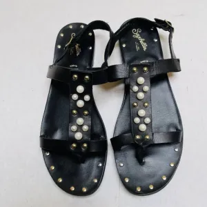 Seychelles Black Studded Pearl Leather Flat Sandals Womens 9 Italy Made Vacay