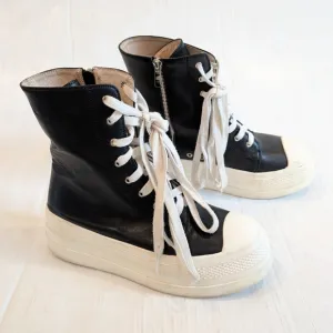 SHANE JUSTIN Chunky Chonky Platform Sole Black &amp; White Lace-up High top Boots