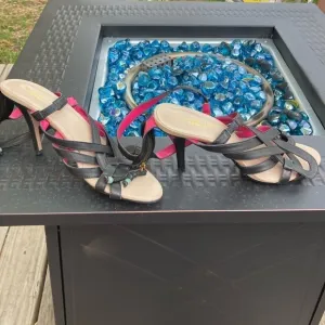 Shanghai Tang Black Leather Sandals Strappy Zip Back Beads High Heels Size 10