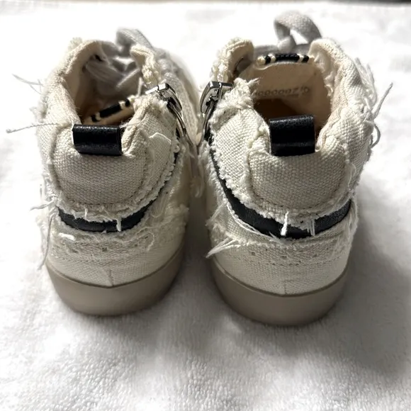 ShuShop Canvas High-top Sneakers