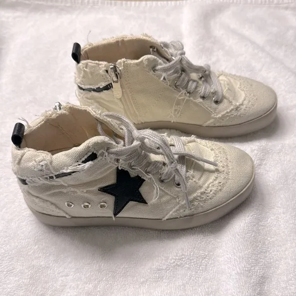 ShuShop Canvas High-top Sneakers