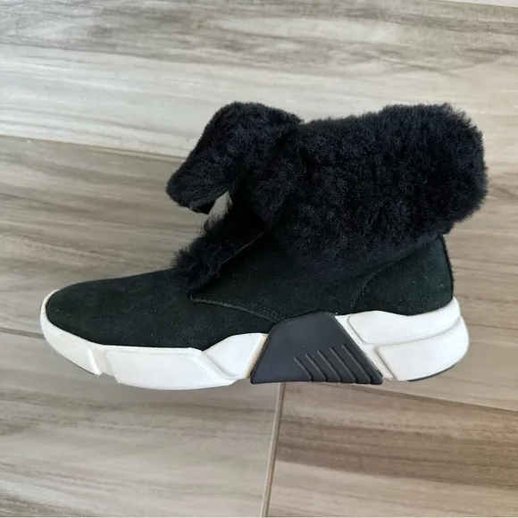 SKECHERS MARK NASON Faux Fur Lined Suede Boot Sneakers Women’s Size 6