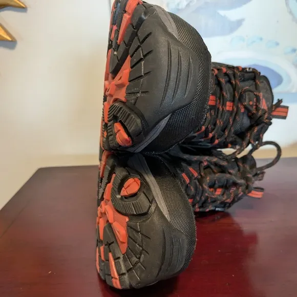 Skechers Men’s Pine Trail Gotera Black Hiking Boots, Size 10 M Hightop Snow EUC