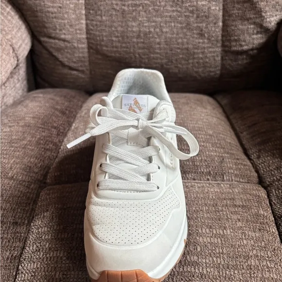 Skechers White and Gold Chunky Sneakers with Air Cushion Sole
