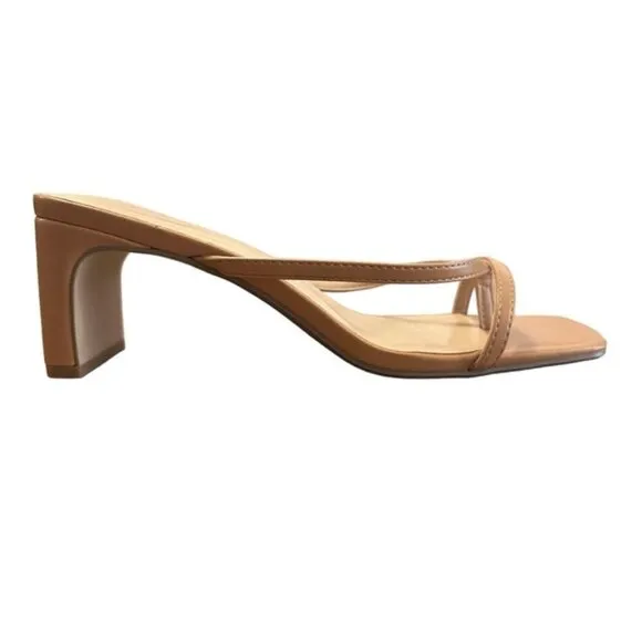 Soda Gadget Thong Square Toe Heels Sandals in Tan Brown