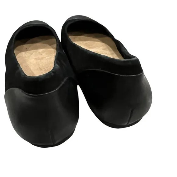 Softwalk Women’s 8 Black Sonoma Suede &amp; Leather Cap Toe Ballet Flats Slip On