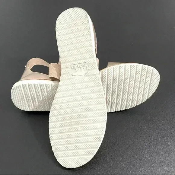 Sorel Anthropologie Ella ll Cross Strap Sandals Casual Sporty Neutral Gold EUC