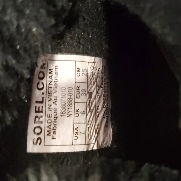 Sorel black waterproof snow boots size 7