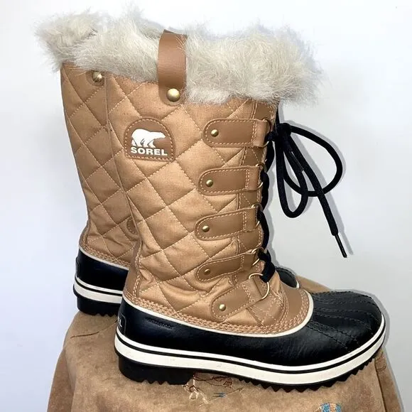 Sorel Boots Insulated Tan Shade Faux Fur Trim NWOB U.S. 6